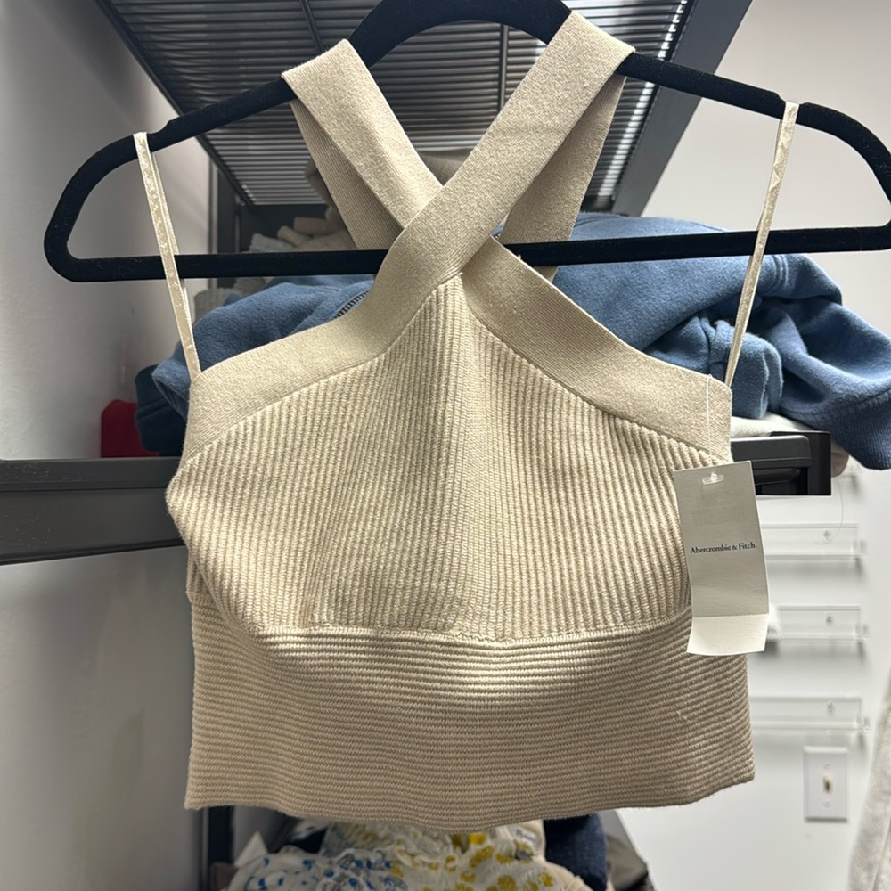 NWT Criss Cross Crop Top